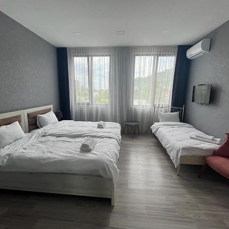 Hotel Fleur De Lis Gonio Ngoại thất bức ảnh
