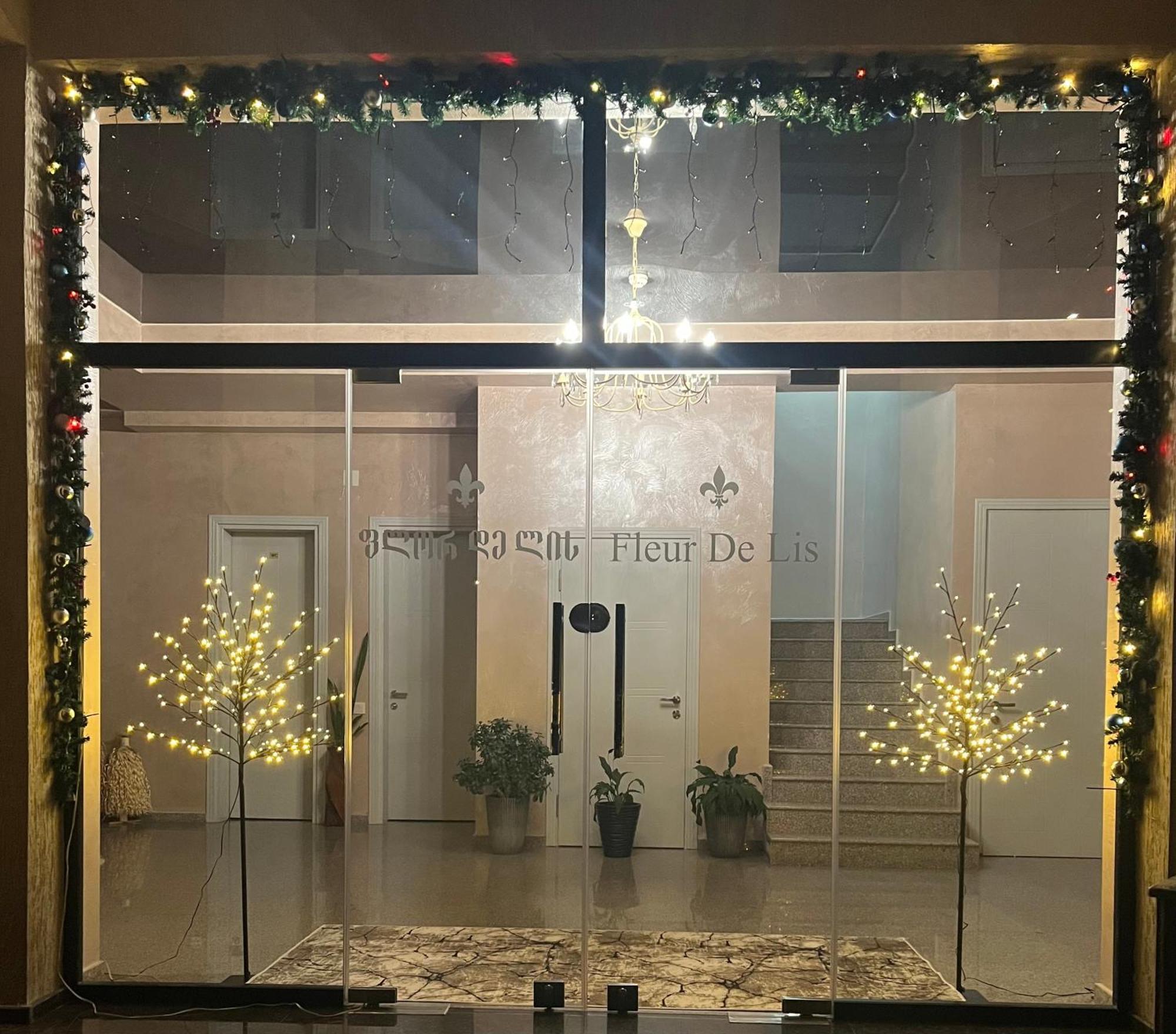 Hotel Fleur De Lis Gonio Ngoại thất bức ảnh