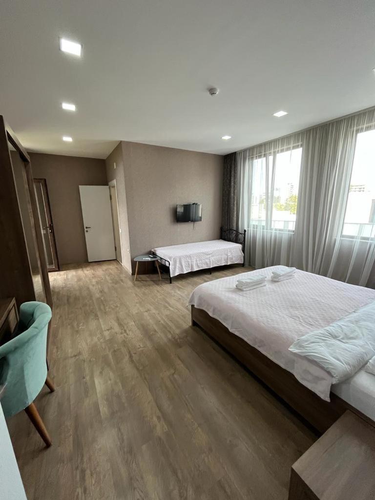 Hotel Fleur De Lis Gonio Ngoại thất bức ảnh