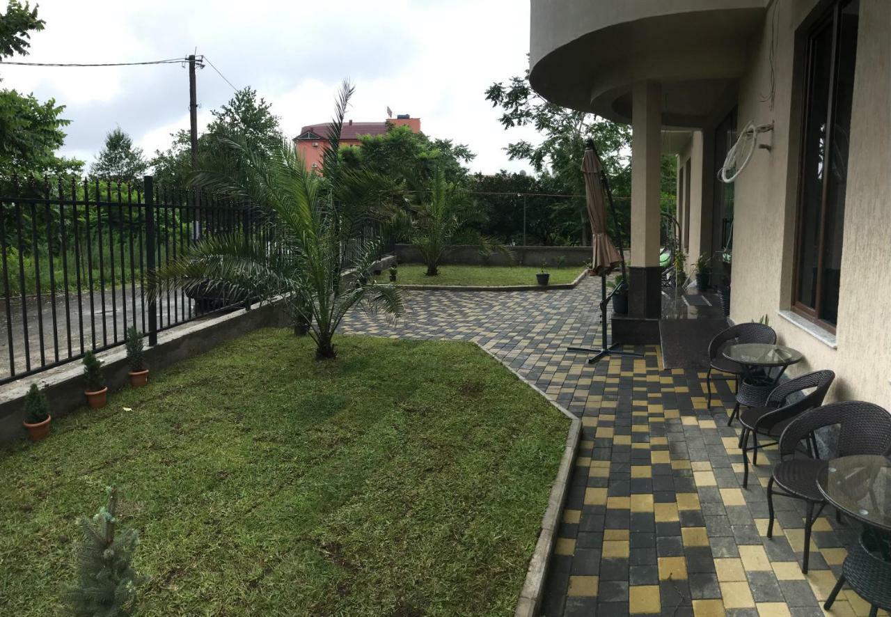 Hotel Fleur De Lis Gonio Ngoại thất bức ảnh